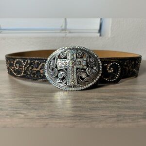Justin Boots Tooled Leather Western Cowgirl belt SZ 32 Jeweled Cross Buckle